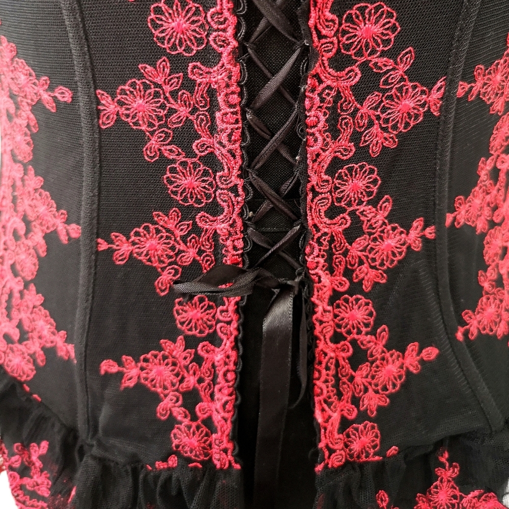 Vintage Romantic Red Floral Laced Corset - Picture 7 of 11